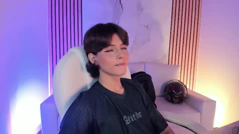 Snapshot of dannysastar_ chatting on 02-25-26, 10:19 DANNYSA online show from 02-25-26, 10:19