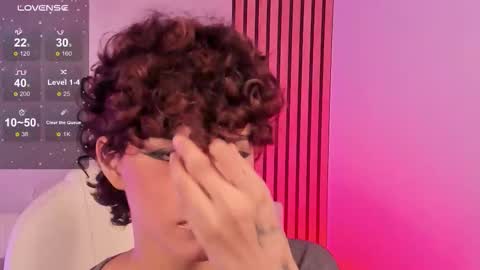 Snapshot of dannysastar_ chatting on 02-27-26, 08:53 DANNYSA online show from 02-27-26, 08:53