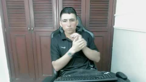 dannyt_hot online show from 11-17-25, 01:28