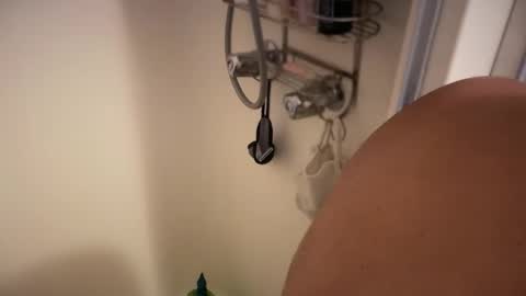 Snapshot of danserverg1 chatting on 02-27-26, 03:45 danserverg1 online show from 02-27-26, 03:45