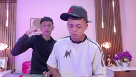 DANTE Y AXEL online show from 04-28-26, 12:21