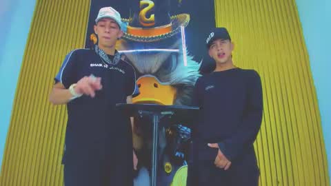 dante_brown1 online show from 12-03-25, 05:26