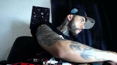 dante_d_angelo_ online show from 09-30-25, 05:01