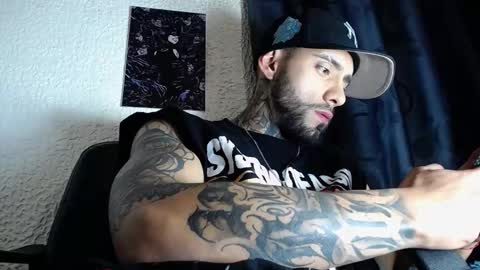 dante_d_angelo_ online show from 12-20-25, 06:09