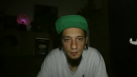 Snapshot of dante_x_5 chatting on 10-28-25, 10:45 dante_x_5 online show from 10-28-25, 10:45