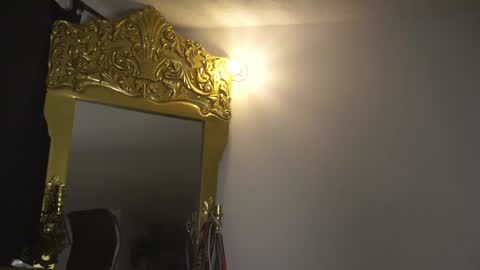 Snapshot of dantecoppolaa chatting on 01-23-25, 12:35 Dante coppola online show from 01-23-25, 12:35