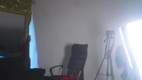 Snapshot of dantecoppolaa chatting on 02-07-25, 02:58 Dante coppola online show from 02-07-25, 02:58