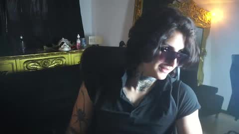 Snapshot of dantecoppolaa chatting on 02-11-25, 09:46 Dante coppola online show from 02-11-25, 09:46