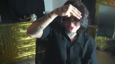 Snapshot of dantecoppolaa chatting on 02-13-25, 02:12 Dante coppola online show from 02-13-25, 02:12