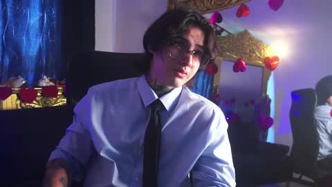 Snapshot of dantecoppolaa chatting on 02-15-25, 05:07 Dante coppola online show from 02-15-25, 05:07