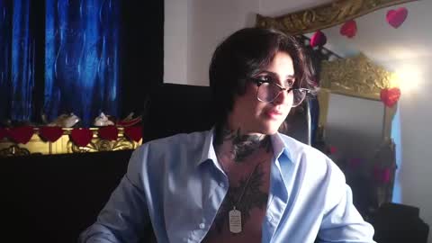 Snapshot of dantecoppolaa chatting on 02-15-25, 08:11 Dante coppola online show from 02-15-25, 08:11