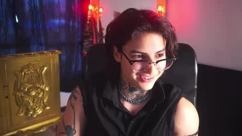 Snapshot of dantecoppolaa chatting on 03-08-25, 08:57 Dante coppola online show from 03-08-25, 08:57