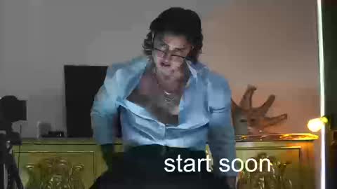 Snapshot of dantecoppolaa chatting on 11-20-25, 12:33 Dante coppola online show from 11-20-25, 12:33