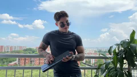 Dante coppola online show from 04-25-26, 06:16