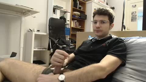 Snapshot of dantheman233 chatting on 01-09-25, 09:59 Daniel online show from 01-09-25, 09:59