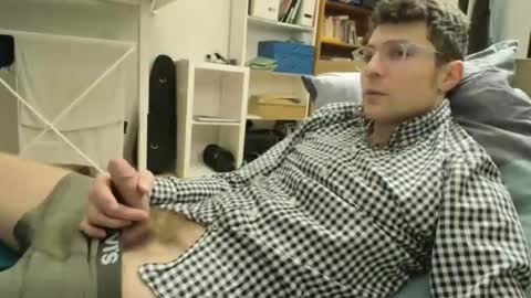 Snapshot of dantheman233 chatting on 01-29-25, 04:30 Daniel online show from 01-29-25, 04:30