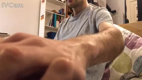 Snapshot of dantheman233 chatting on 11-08-25, 03:12 Daniel online show from 11-08-25, 03:12