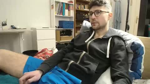 Snapshot of dantheman233 chatting on 01-17-26, 08:01 Daniel online show from 01-17-26, 08:01