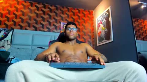 Snapshot of dany_dryy chatting on 02-13-25, 10:22 Dany online show from 02-13-25, 10:22