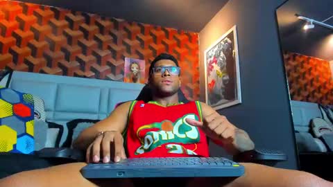 Snapshot of dany_dryy chatting on 02-24-25, 10:47 Dany online show from 02-24-25, 10:47