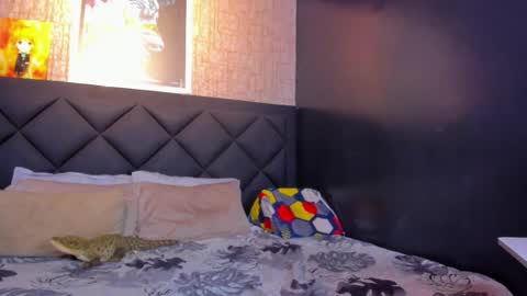 Snapshot of dany_dryy chatting on 11-06-25, 02:18 Dany online show from 11-06-25, 02:18