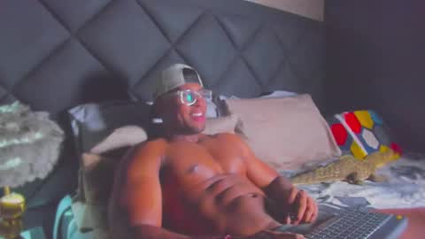 Snapshot of dany_dryy chatting on 11-22-25, 05:45 Dany online show from 11-22-25, 05:45