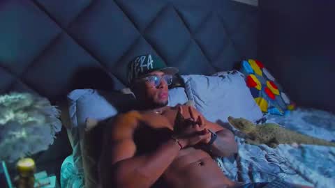 Snapshot of dany_dryy chatting on 01-15-26, 12:21 Dany online show from 01-15-26, 12:21