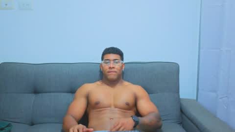 Snapshot of dany_dryy chatting on 03-08-26, 04:27 Dany online show from 03-08-26, 04:27