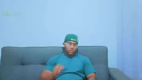 Snapshot of dany_dryy chatting on 03-12-26, 05:46 Dany online show from 03-12-26, 05:46