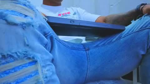 Snapshot of dany_dryy chatting on 03-25-26, 07:47 Dany online show from 03-25-26, 07:47