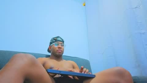 Snapshot of dany_dryy chatting on 03-28-26, 01:49 Dany online show from 03-28-26, 01:49