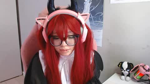 danyelleeyermann online show from 04-30-26, 01:17