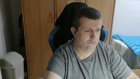 Snapshot of danysanchez1981 chatting on 02-12-26, 11:11 danysanchez1981 online show from 02-12-26, 11:11