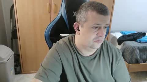 Snapshot of danysanchez1981 chatting on 03-10-26, 11:37 danysanchez1981 online show from 03-10-26, 11:37