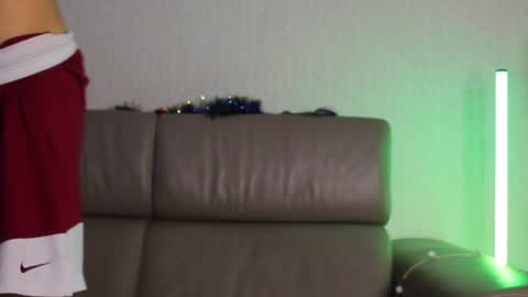 Snapshot of danyx__ chatting on 01-12-26, 11:15 Dany online show from 01-12-26, 11:15