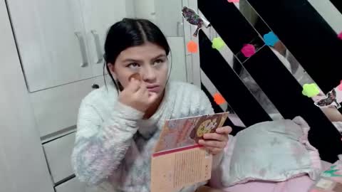 daphne877046 online show from 10-25-25, 06:46