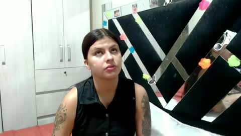 Snapshot of daphne877046 chatting on 06-13-26, 01:47 daphne877046 online show from 06-13-26, 01:47