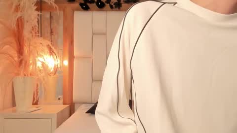 daphne_and_roger online show from 01-14-26, 11:05