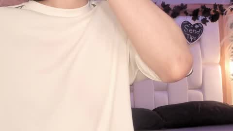 daphne_and_roger online show from 04-22-26, 11:12