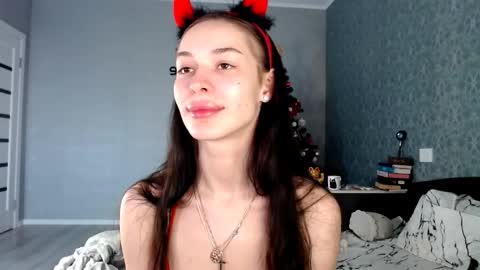 Daphne Darkthorn online show from 01-11-26, 06:13