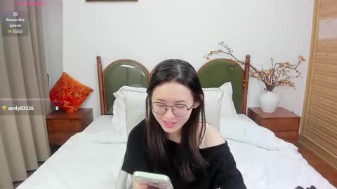 Snapshot of daphnedawn chatting on 11-22-25, 05:39 Dawn online show from 11-22-25, 05:39