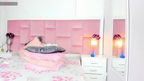 Daphne online show from 01-26-25, 12:58