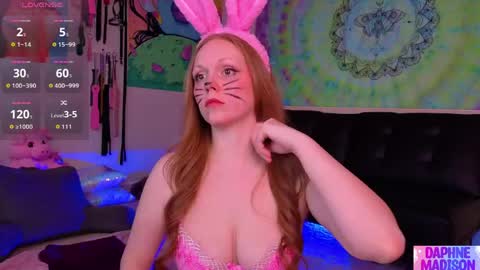 Daphne Madison online show from 04-05-26, 10:07