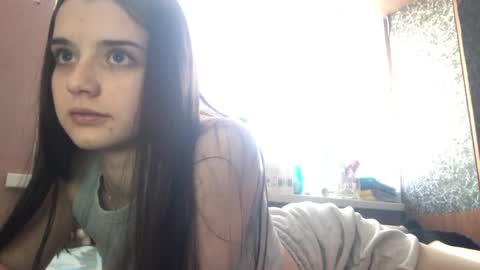 Emilia online show from 03-12-26, 01:17