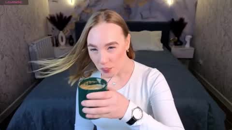 Daralex  online show from 02-27-26, 09:42