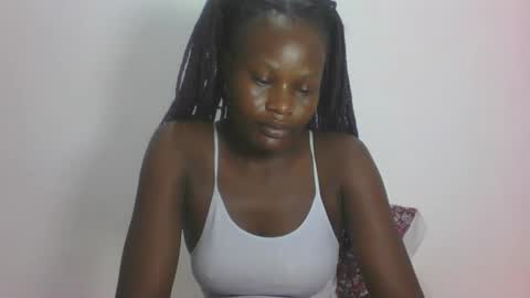 ESTHER online show from 04-25-26, 06:38