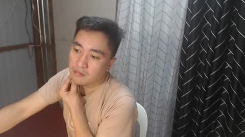 Snapshot of darby1992 chatting on 03-02-25, 12:32 Rob online show from 03-02-25, 12:32