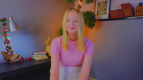 Kami online show from 11-08-25, 03:18