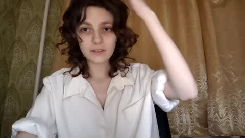 Snapshot of darcihauck chatting on 03-12-26, 06:36 Rina online show from 03-12-26, 06:36