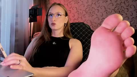 Darcy Siren online show from 05-13-26, 10:01